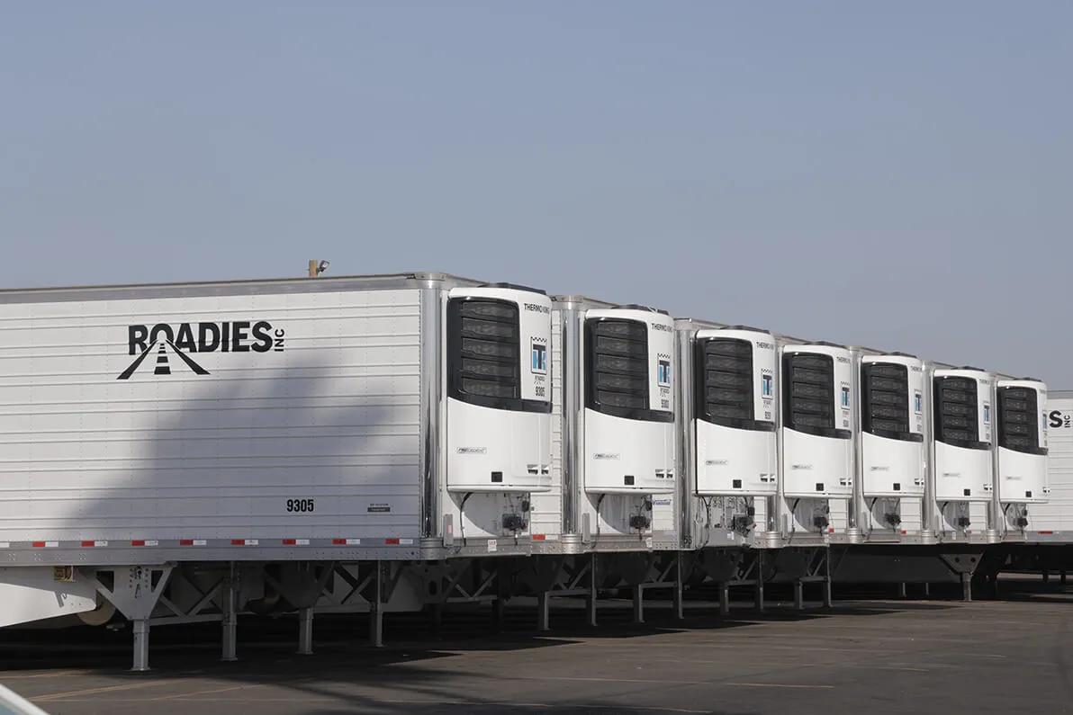 Trailer Transport Company & Services | Roadies Inc